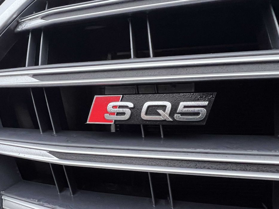 Продам Audi SQ5 premium plus
