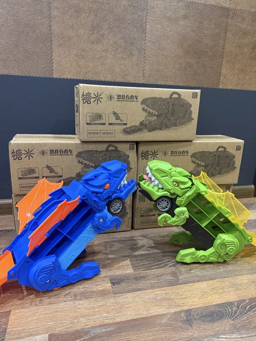 Новый динозавр Dino автовоз с треком для машинок