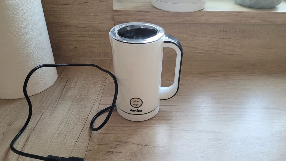 Parowar PHILIPS HD9126/00 plus spieniacz do mleka