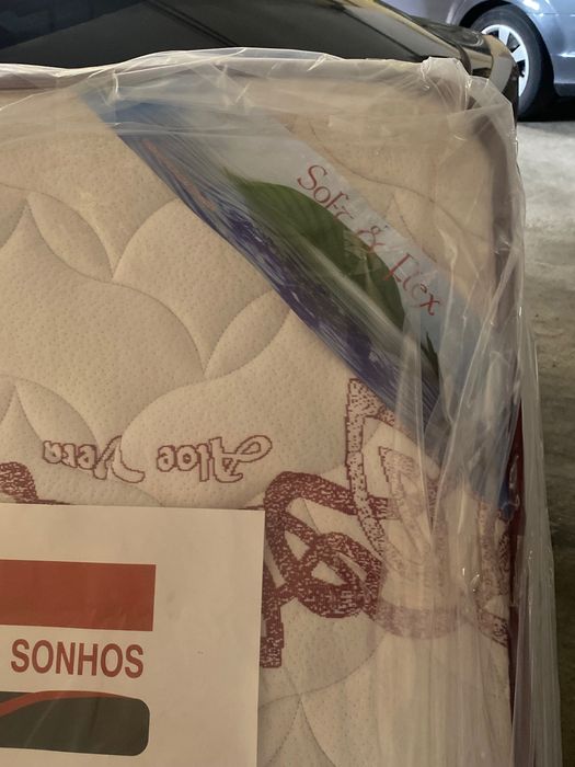 Colchão NOVO solteiro
