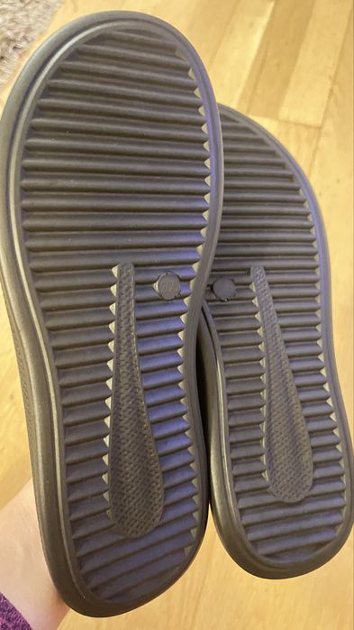 Sandálias/chinelos