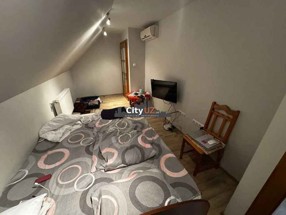 Продається будинок за 10 км від Ужгорода