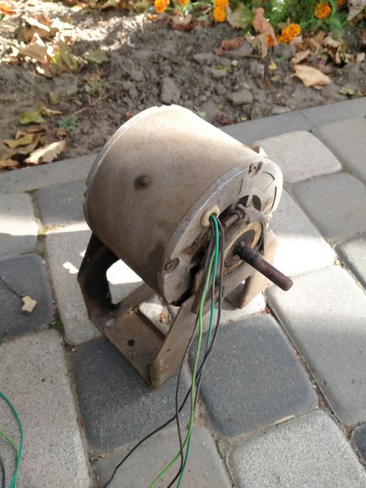 Продам електро двигун