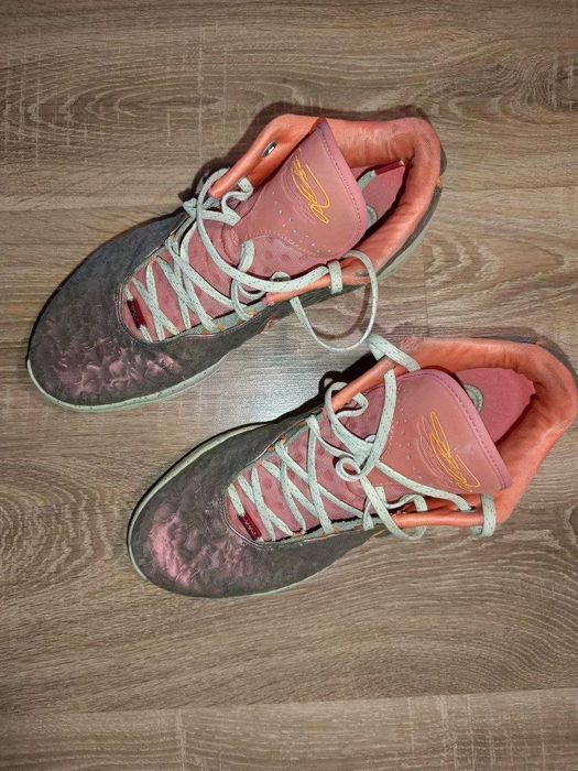 Кросівки Nike LeBron 21 “Queen Conch”