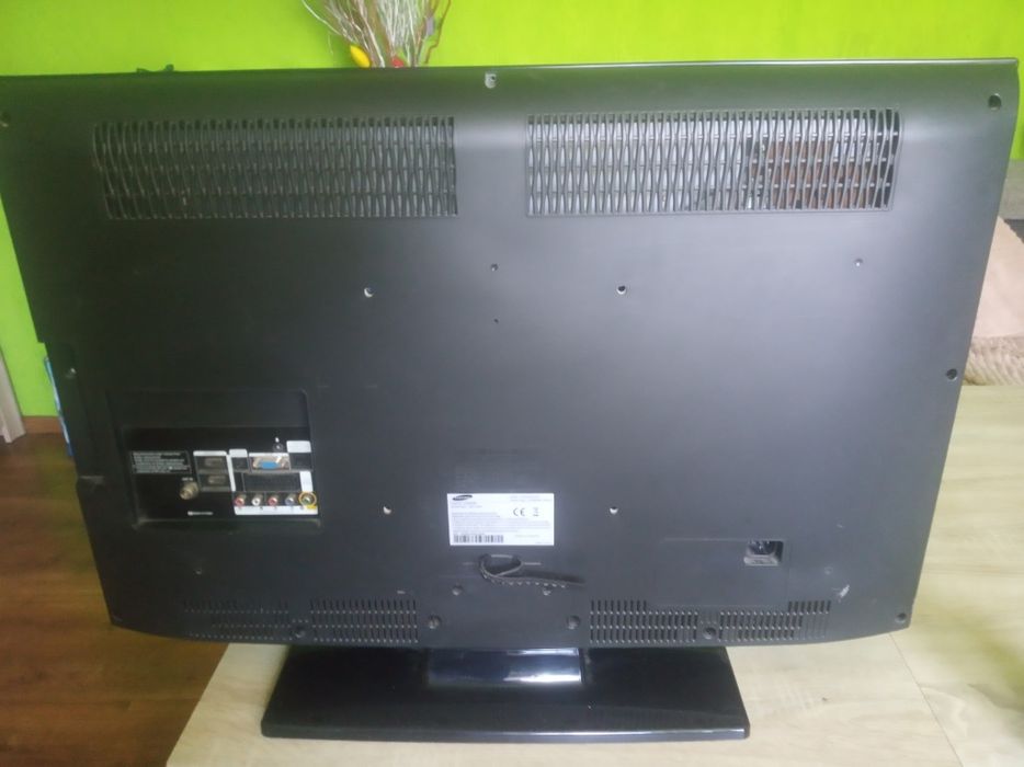 Sprzedam telewizor Samsung LE 32 B350