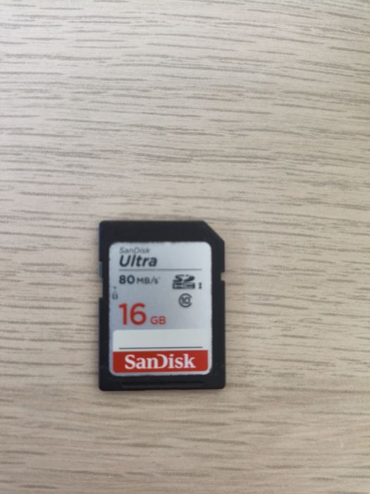 Máquina Fotográfica Nikon D3100