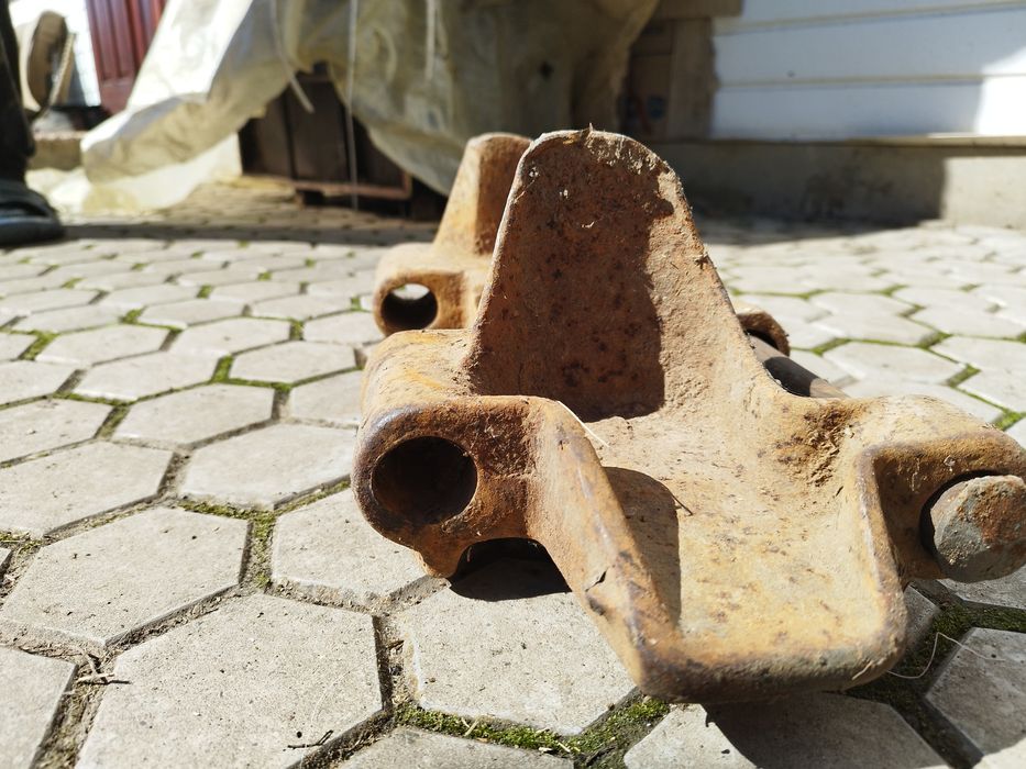 Траки пальці до трилоьвщика ТТ4