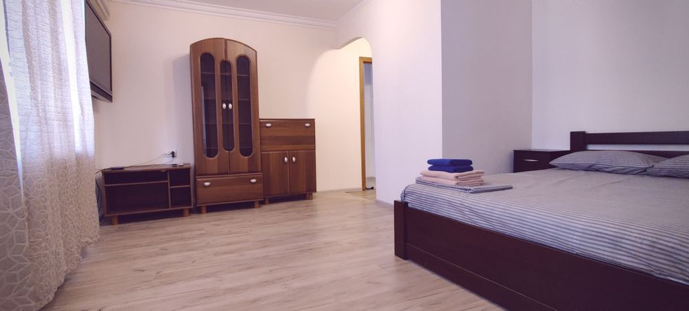 Подобово метро Шулявська однокімнатна