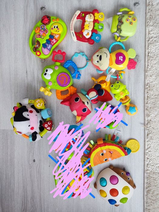 Zestaw zabawek interaktywnych przywieszka dźwięki światła Fisher price