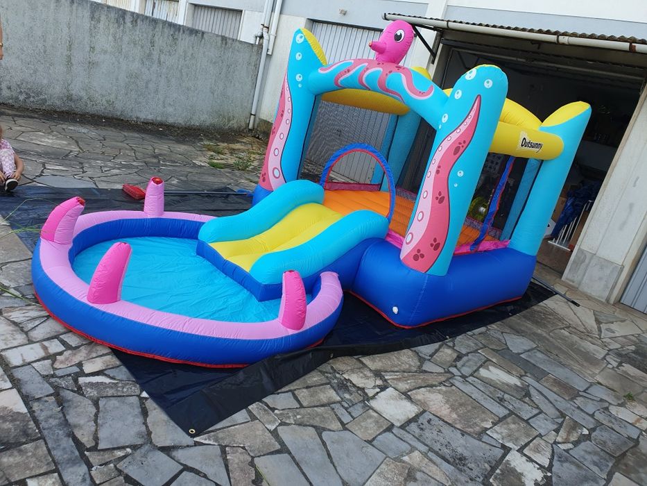 Aluguer Insufláveis Self Service - Pegar, Montar, Diversão!