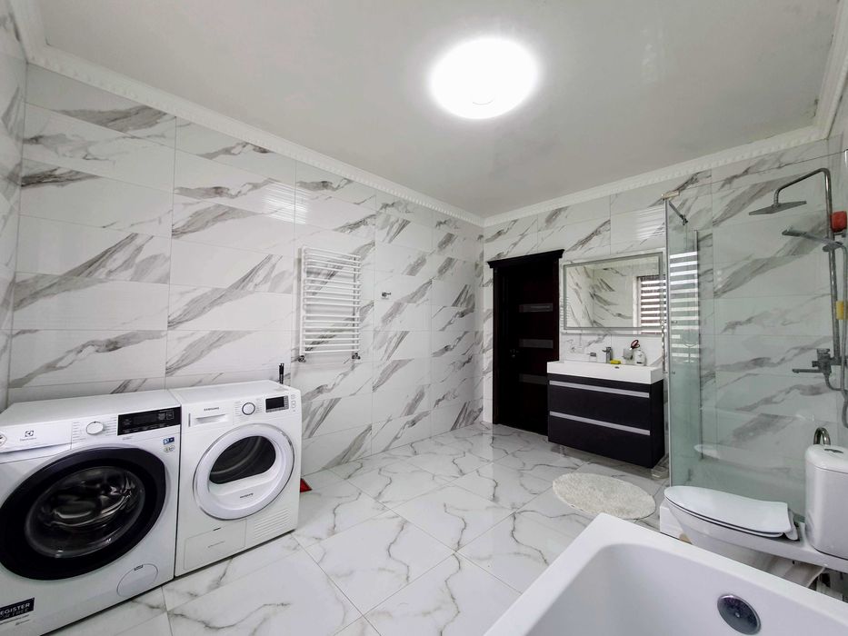 Здається 5-ти кімнатний БУДИНОК на ДОСЛІДНІЙ СТАНЦІЇ. Гараж на 2 авто.