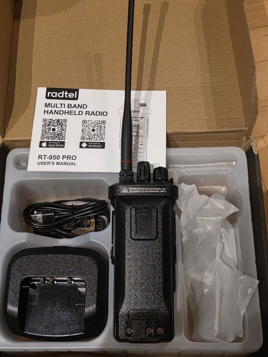 Radiotelefon Radtel RT 950 PRO + przewód do programowania