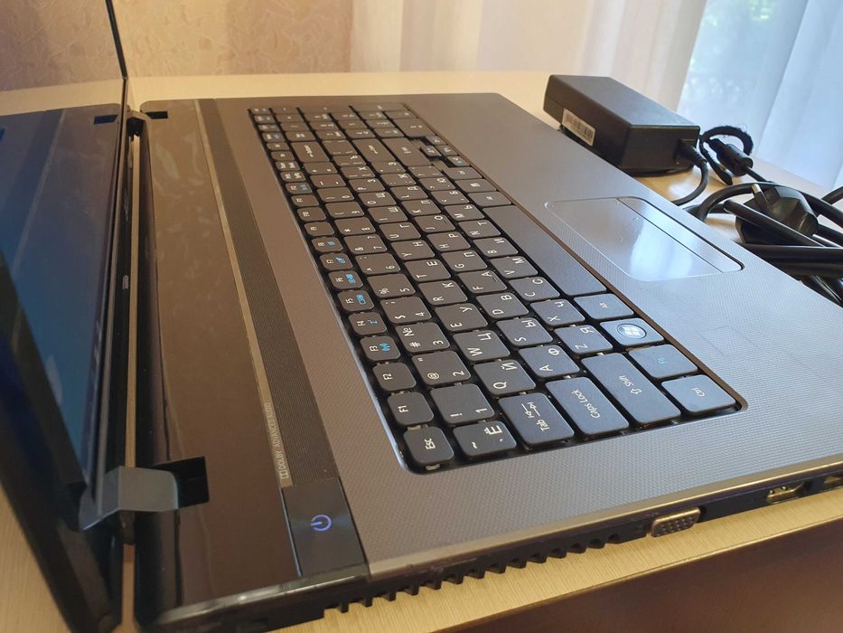 Ноутбук Acer Aspire 7750 з великим єкраном 17.3 дюйма ,650 Gb