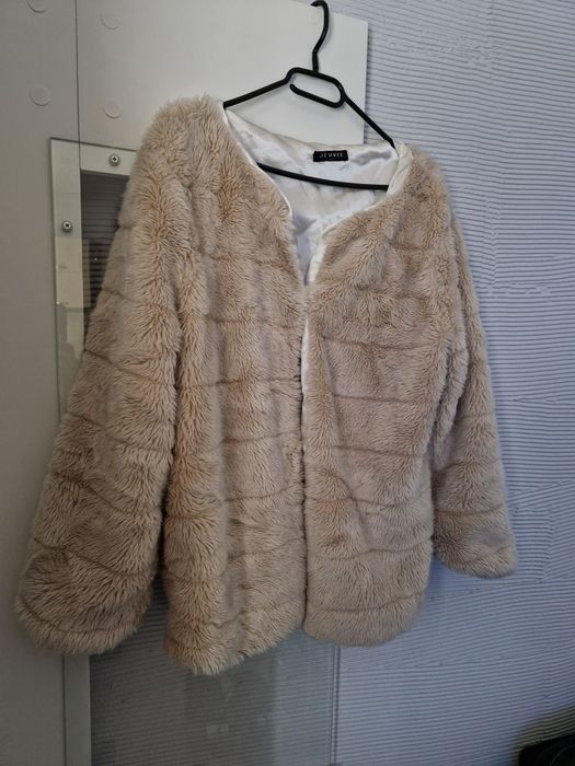 Futerko beżowe l/xl