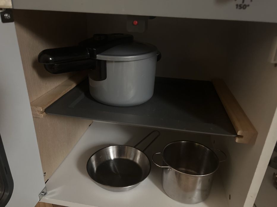 Kuchnia drewniana dla dzieci