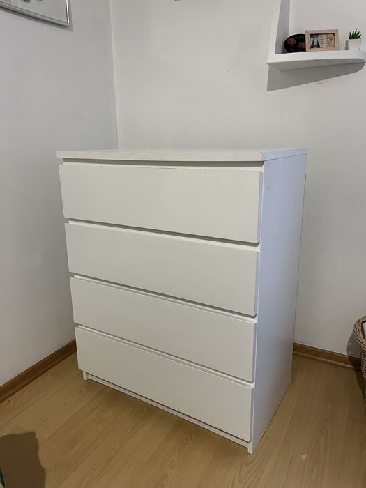 Armário/Cómoda branca