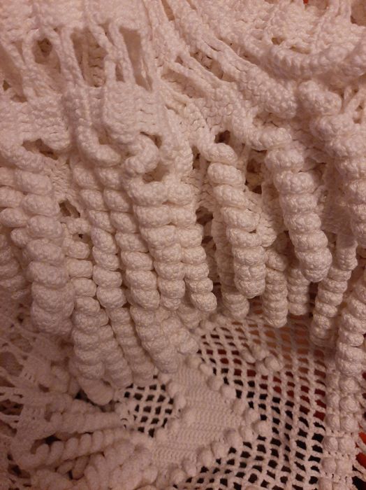 Colcha Vintage em Croché, feita à mão.