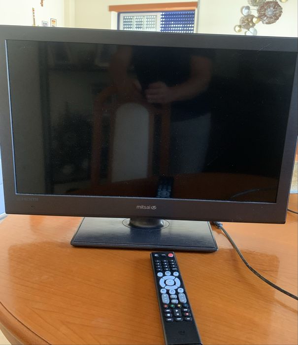 Tv Mitsai 26” com comando