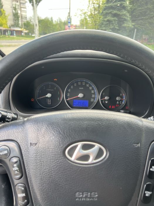 Hyundai Santa Fe 2008 • 2.2 CRDI Diesel • Механіка • 7 місць Full