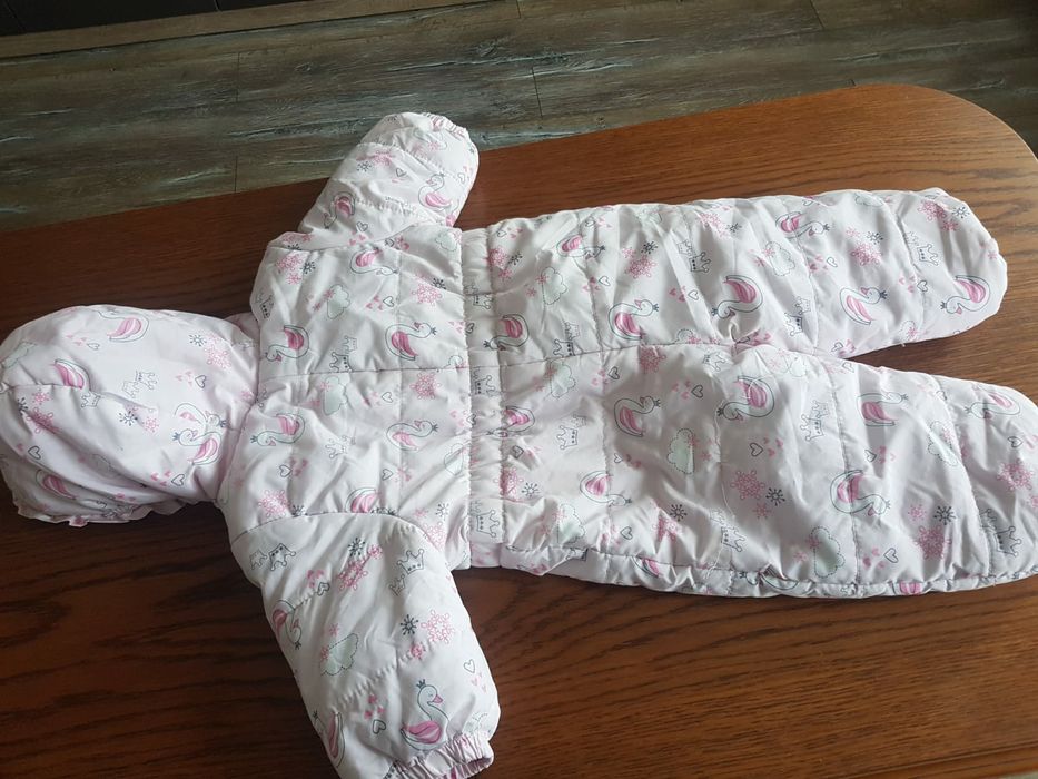 Kombinezon plus rękawiczki 74 cm NOWY
