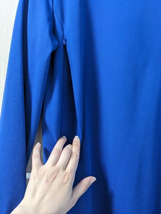 Сукня для вагітних і годуючих