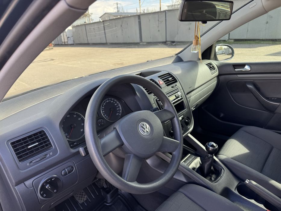 Volkswagen golf 5