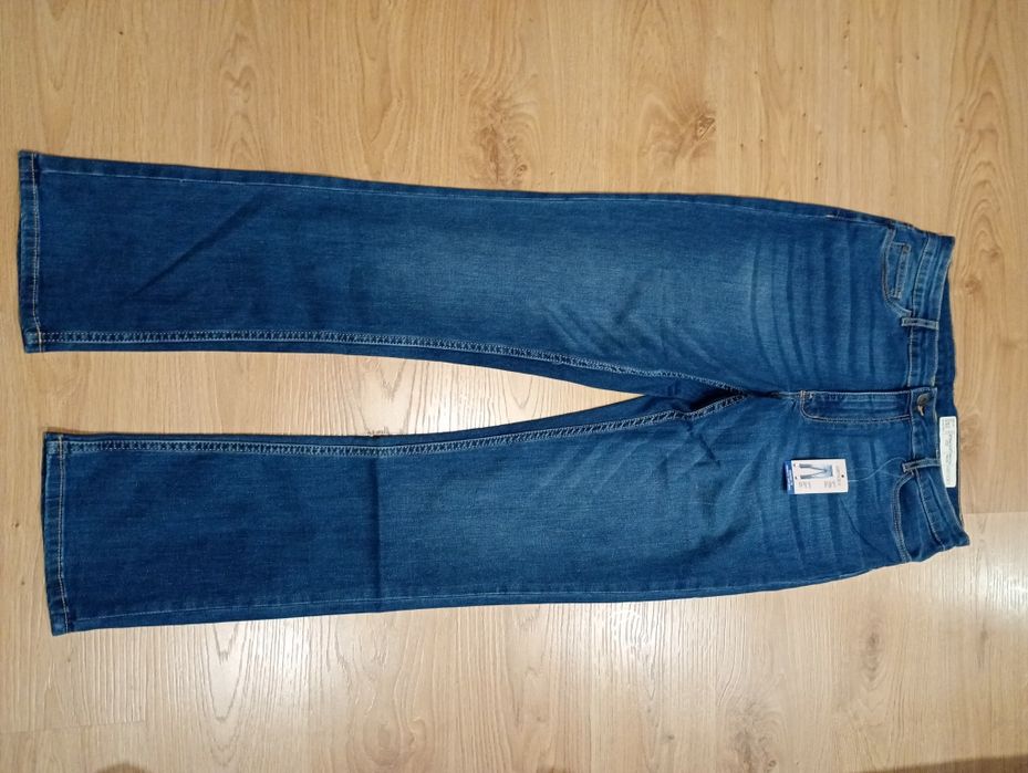Nowe jeansy Esmara