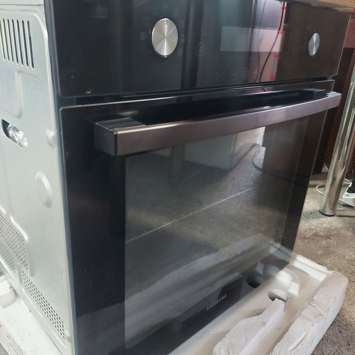 Piekarnik Samsung pod zabudowę kuchenka pralka lodówka