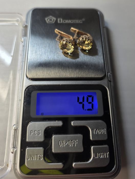 Золотые серьги ссср с цитриром
