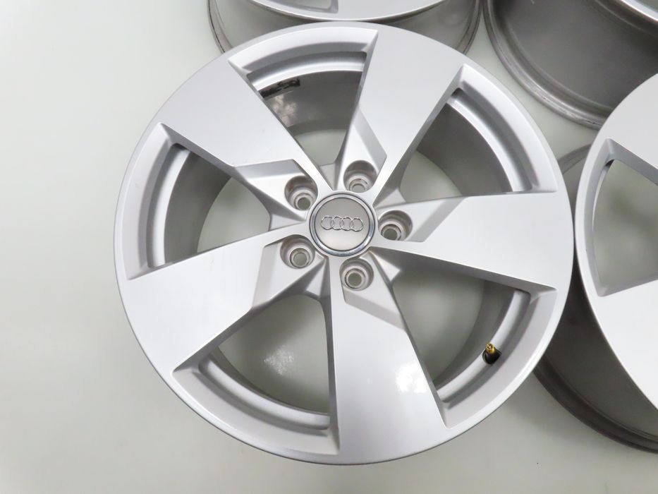 Felgi Aluminiowe Alufelgi 17'' Audi Tt 8j Et47