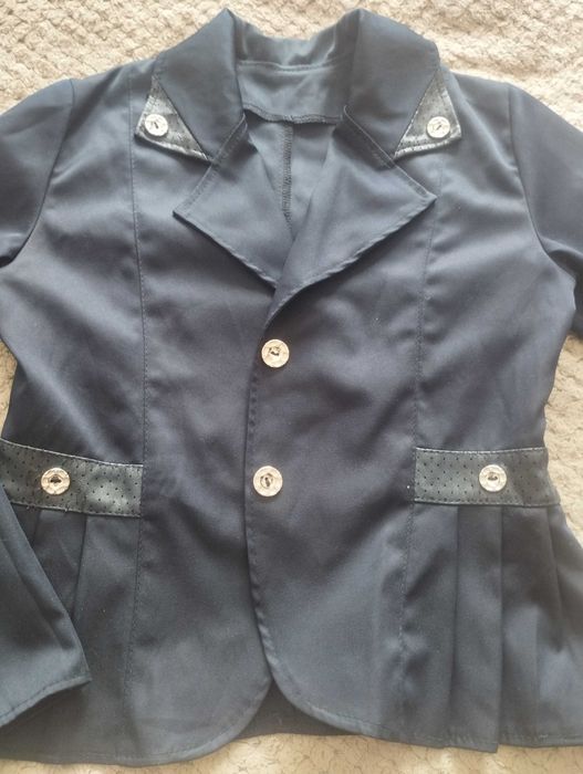 Вишиванка та костюм на дівчинку 122р