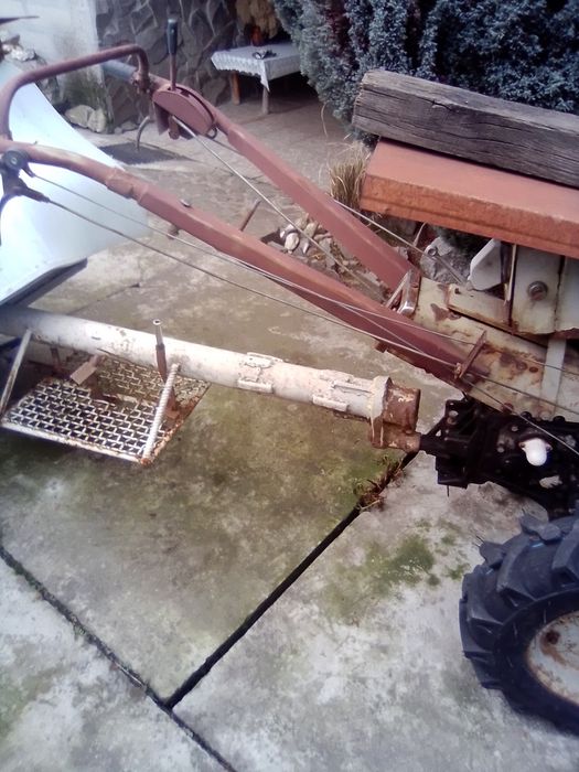 Продам мотоблок кентавр 12 к.с.