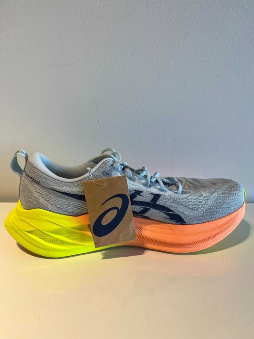 Buty biegowe Asics Superblast 2 Paris