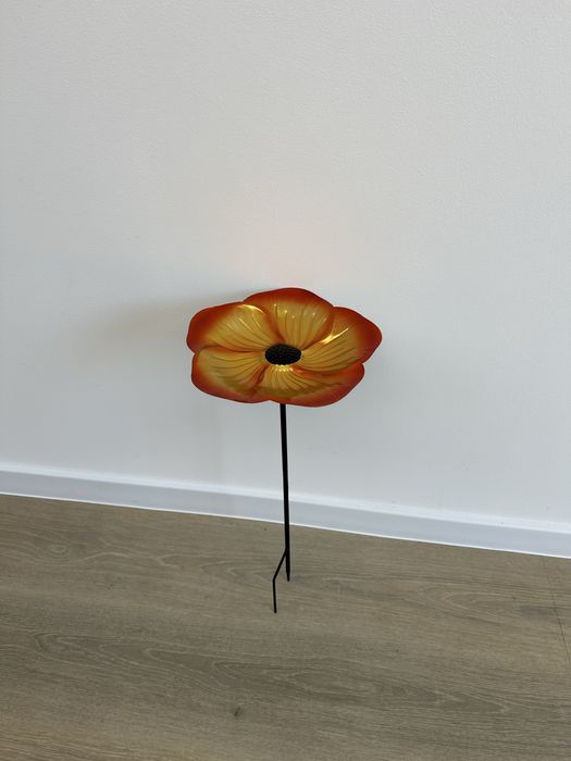 Poidło dla ptaków do ogrodu 48cm, wbijane w ziemię