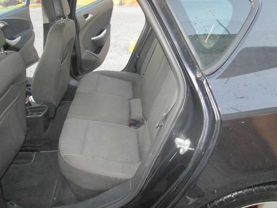 Opel Astra J 1.7 CDTI 125cv (6 Vel.) – 2010 – Nacional