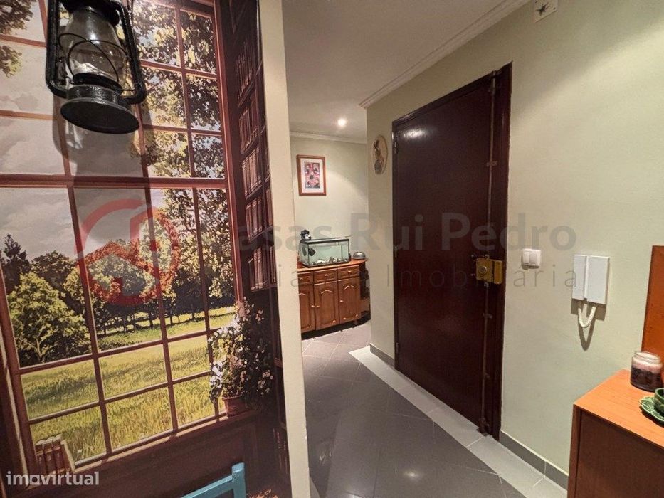 Apartamento T3 com duas casas de banho em Paio Pires, Seixal