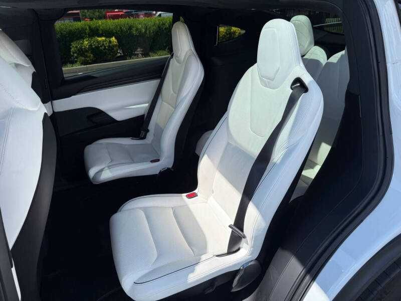 2022 Tesla Model X Plaid