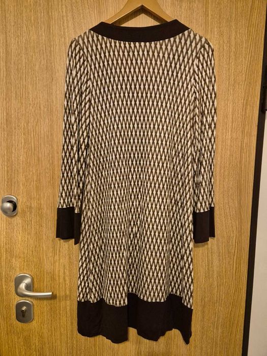 Vestido de senhora castanho e branco Just Urban