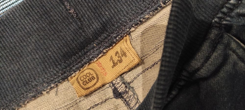 Spodnie jeans rozm.134 CoolClub