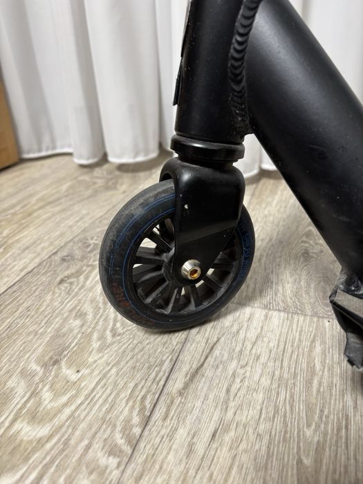 Самокат трюковий Explore