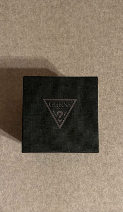 Relogio da Guess com caixa