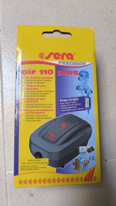 Aquário com utensílios