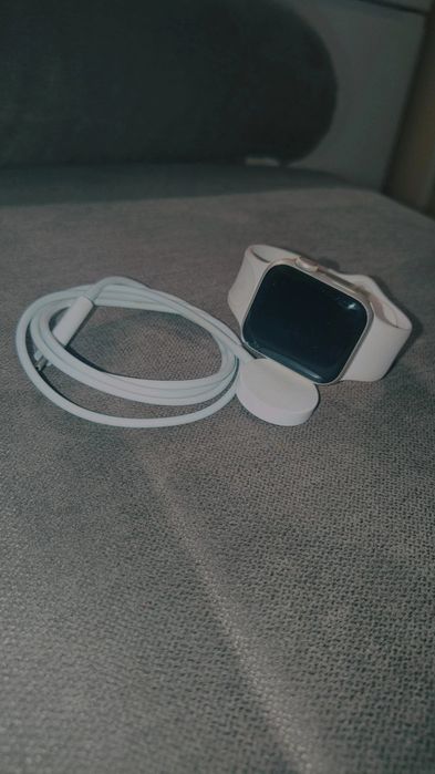 Apple Watch SE 40mm (GPS + Cellular / LTE) Alumínio + Cabo Original