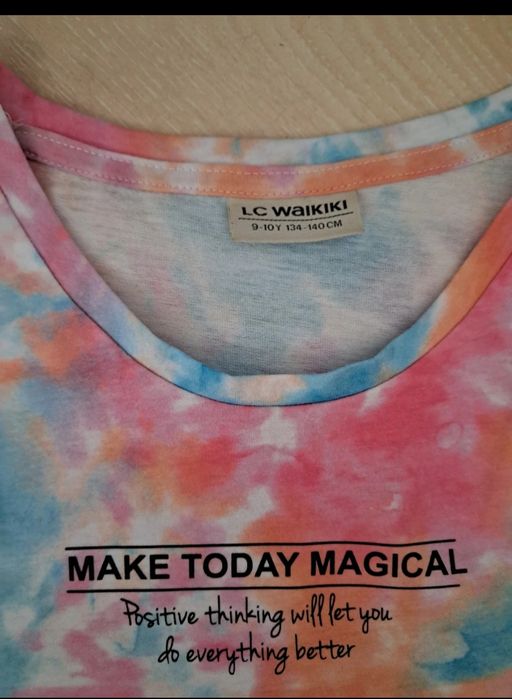 T-shirt LC waikiki śliczny
