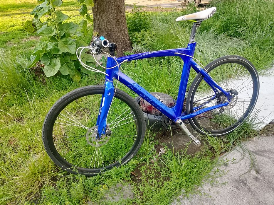 Rower szosowy BARDZO ładny  Lekki