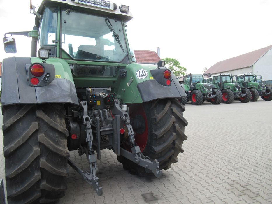 ciagnik Fendt 820 Vario TMS