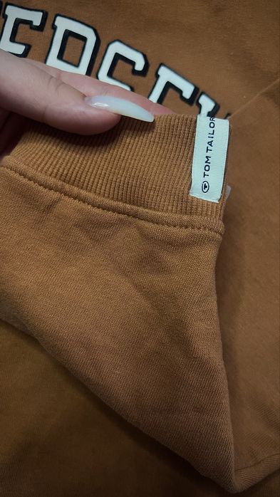 Продам! Стильний укорочений світшот Tom Tailor “New Jersey” у теракотовому кольорі.