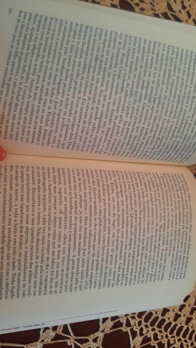 Livro "Cem Anos de Solidão"
