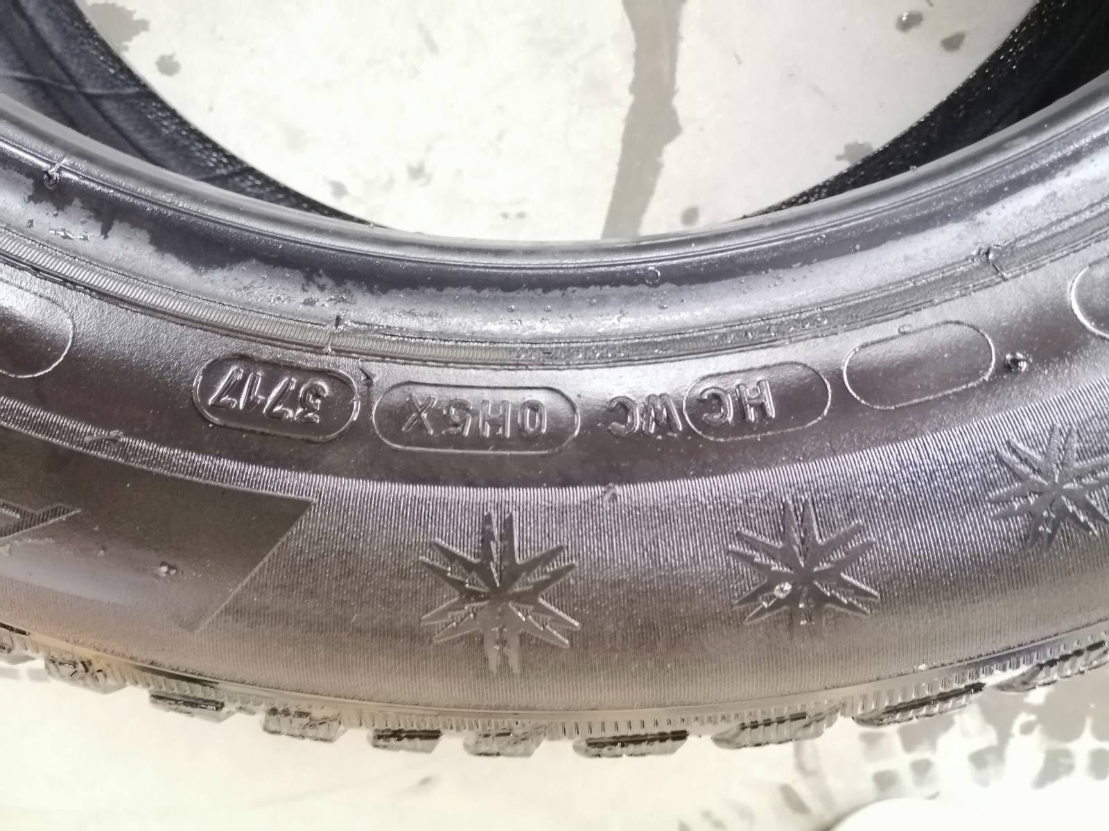 Комплект шин зимових Мішелін 205/55/R16: 999 грн. - Автошини Львів на Olx