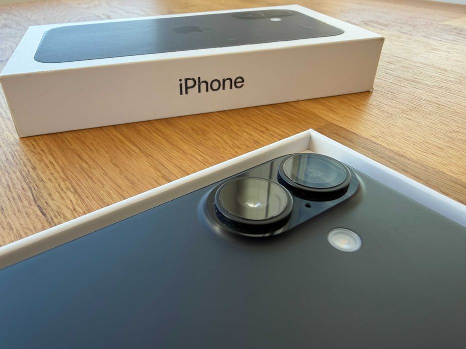 iPhone 16 - 128GB